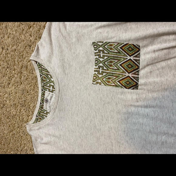 On The Byas Pocket T-shirt - Picture 3 of 3